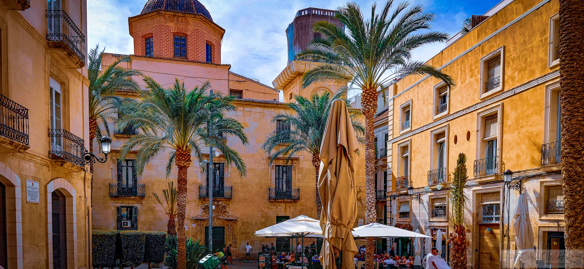 Historic plaza framed by warm Mediterranean ocher facades | Foto Walk 2026 Alicante | MarkOWiHu Photographer